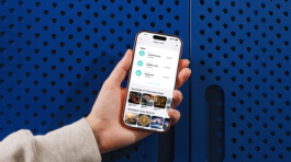 Mockuuups Free iPhone 17 Pro mockup in hand